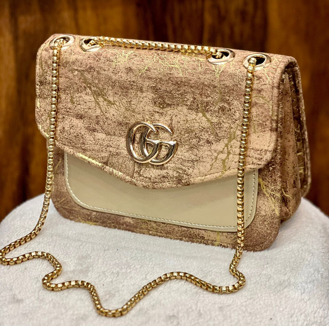 GUCCI Girls Cross Body Bags.